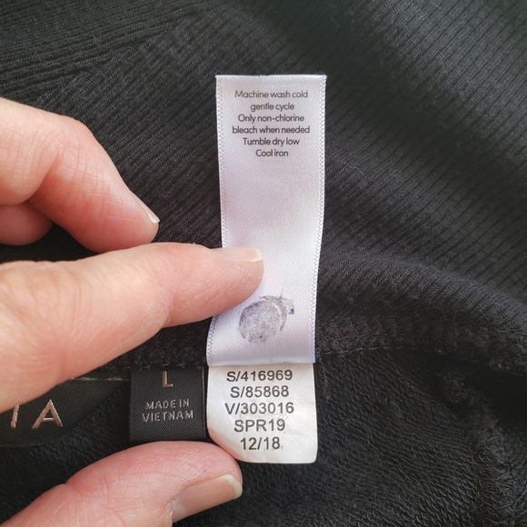 Athleta Cardigan Sweater Wrap Women Large Black Athleisure Yoga Ballet Comfy - Picture 5 of 7